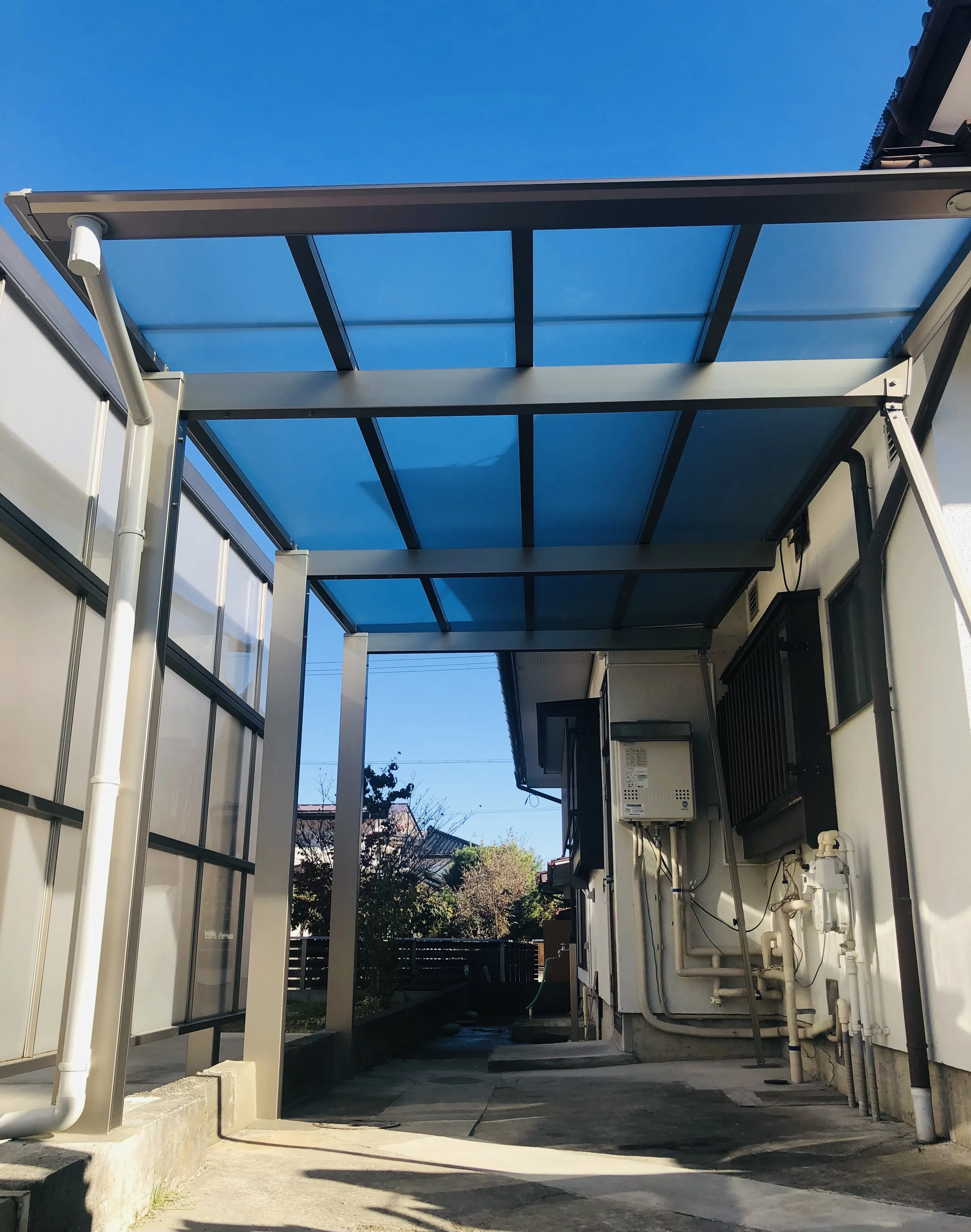 松本市の一台用カーポート施工事例2 - アシスタンス心和